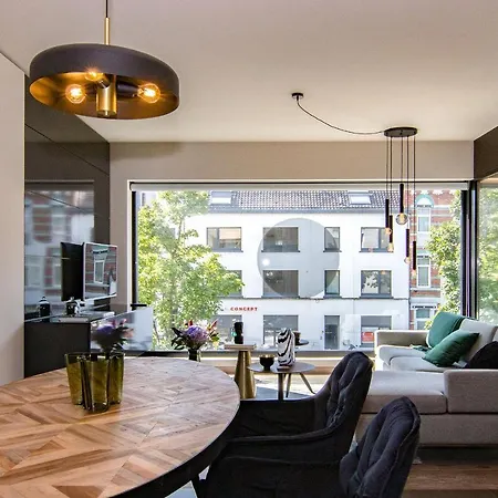 Boulevard Botanie With Parking Apartment
