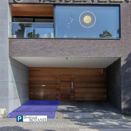 Boulevard Botanie With Parking Apartment Hasselt
